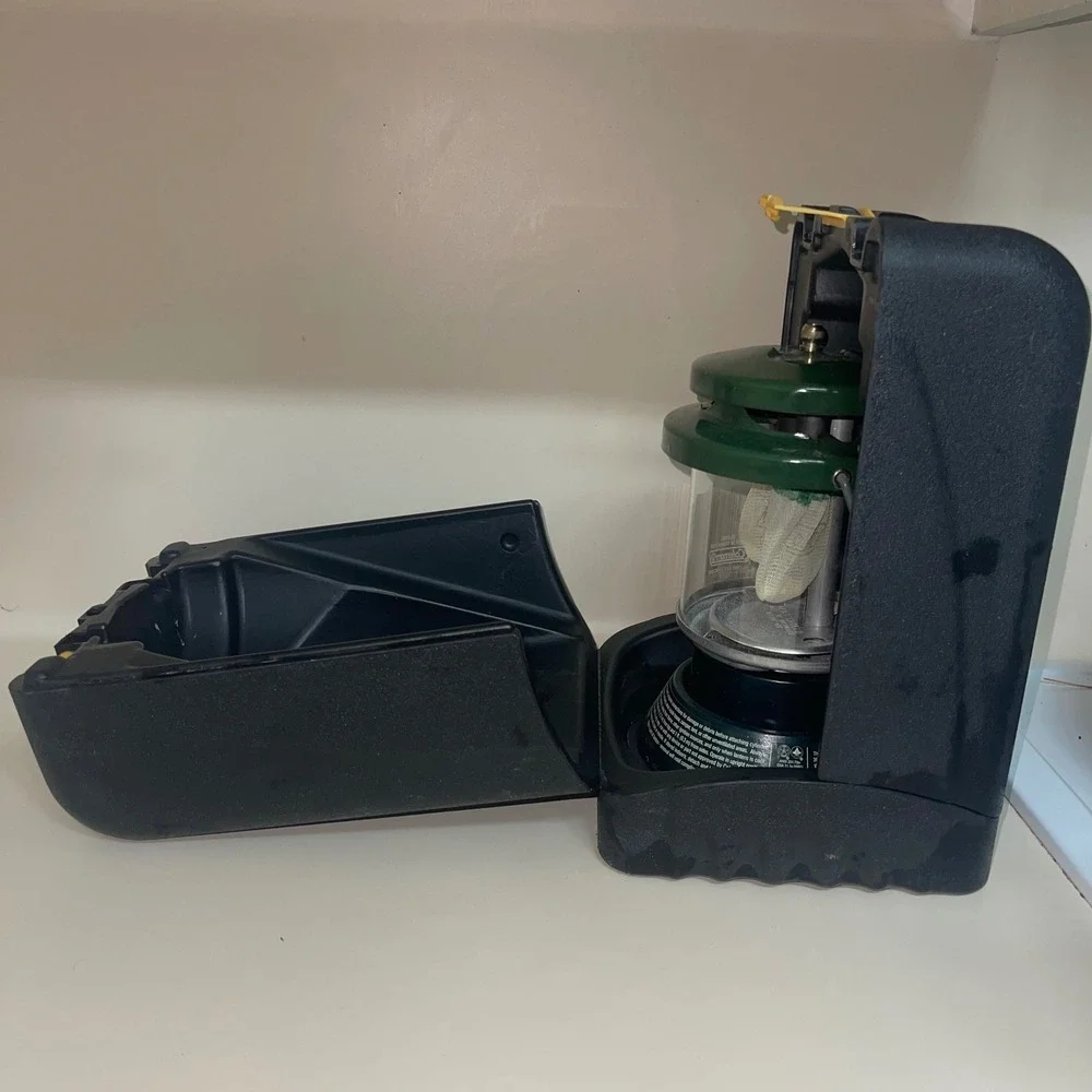 Coleman‎ 5155A 5158 Propane Lantern w/ Case INSTAStart Never Used Clean